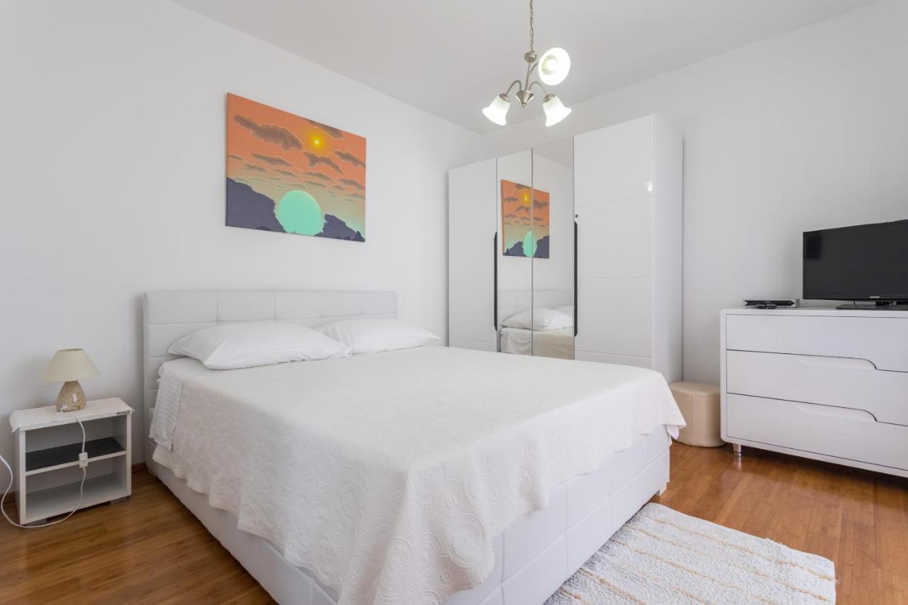 Tonko Apartment